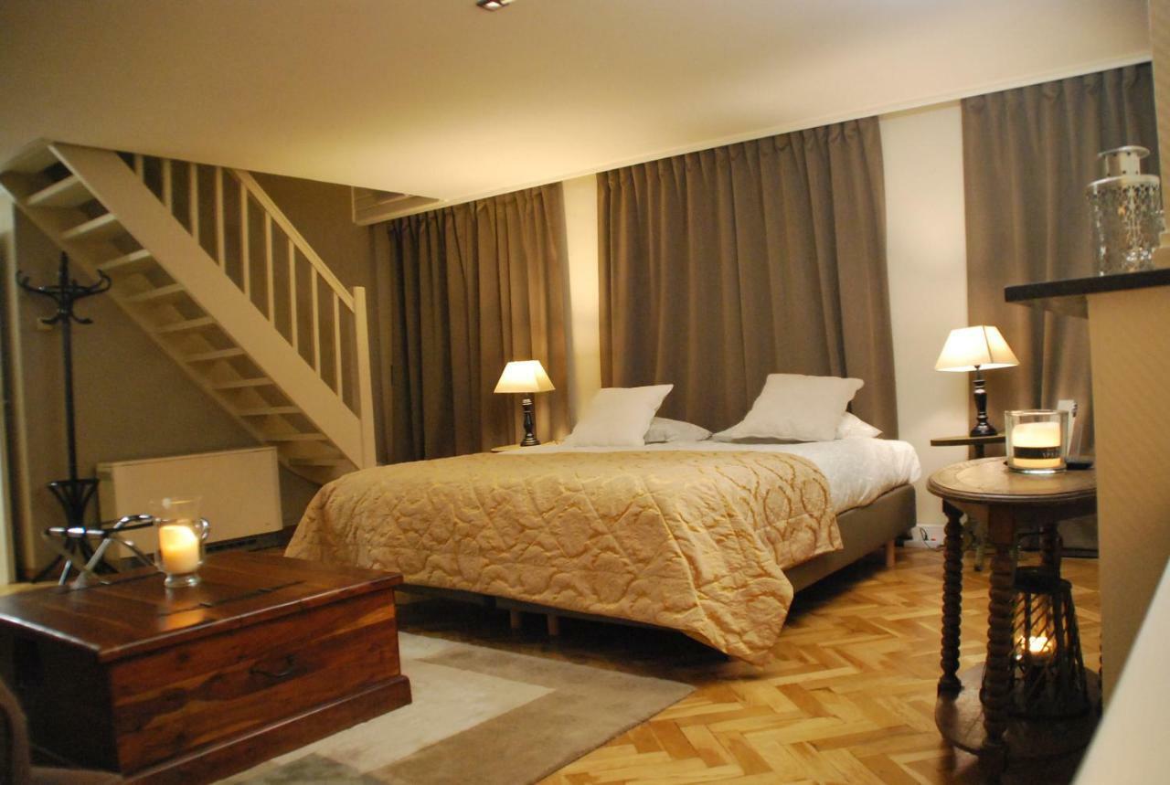 Skindles Guesthouse Поперинге Экстерьер фото